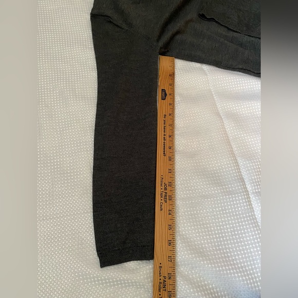 AC Quabianca 100% Wool V-neck, Women’s Sweater, Long-Sleeve, Size Large - Picture 7 of 9